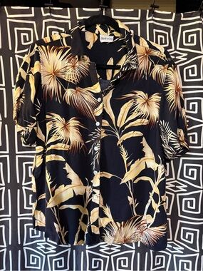 Apparenza Black and Gold Palm Print Button-Up Shirt